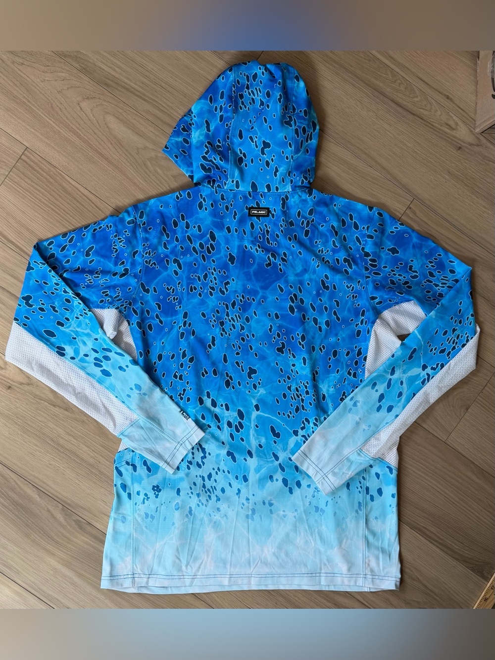 Pelagic Dorado Exo-Tech Fishing Hoodie Shirt Men's M Blue Gaiter Face Mask NWOT - Picture 2 of 7